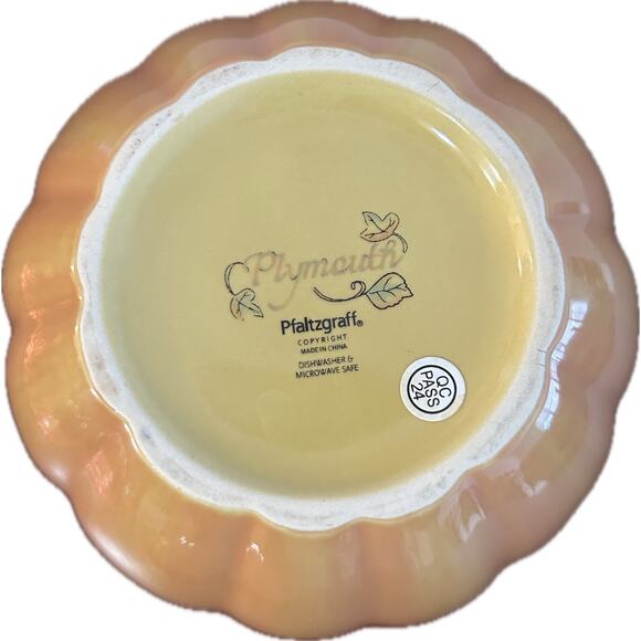 Plymouth Pfaltzgraff Pumpkin Candy Dish with Lid - Picture 4 of 6